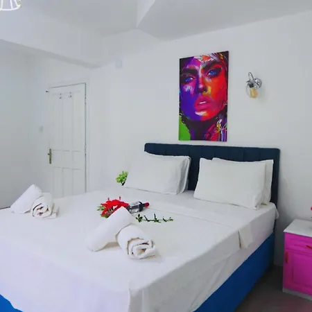 Papermoon & 公寓式酒店 4*