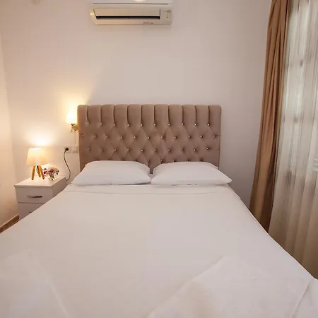 Papermoon & 4* Kalkan
