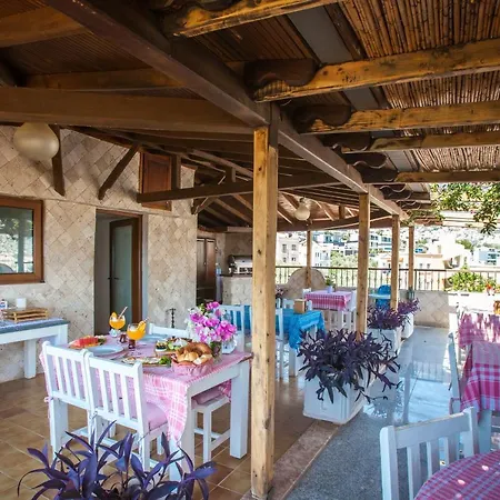 מלון דירות Papermoon &