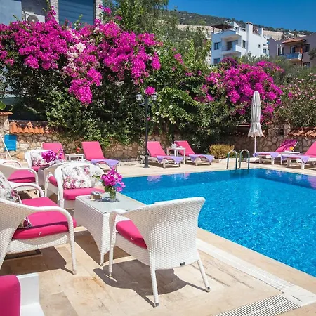 Papermoon & Apartahotel Kaş