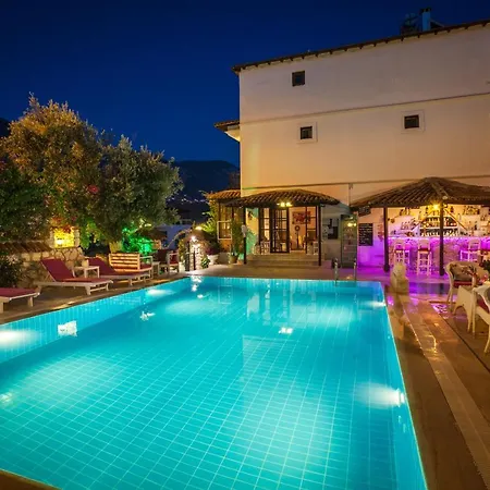 מלון דירות Papermoon & קס