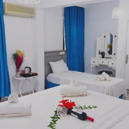 Aparthotel Papermoon &