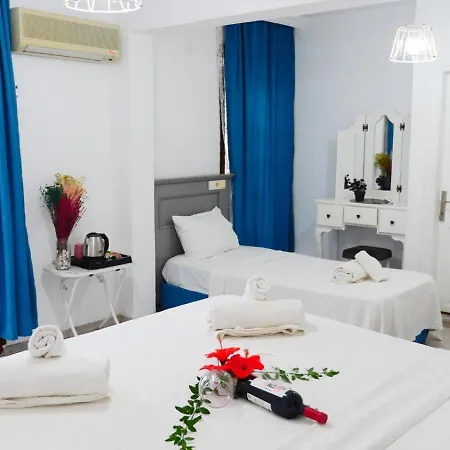 Aparthotel Papermoon & 3*